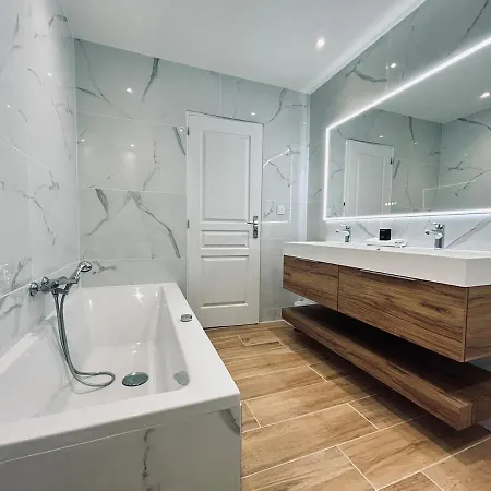 3 Lenoir Grand T3 Luxueux Au Centre-ville 4 Pers *