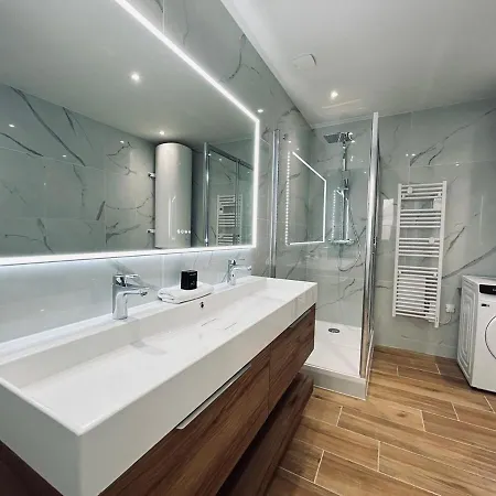 Apartment 3 Lenoir Grand T3 Luxueux Au Centre-ville 4 Pers Reims