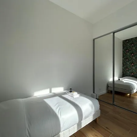 3 Lenoir Grand T3 Luxueux Au Centre-ville 4 Pers * Reims