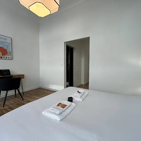 3 Lenoir Grand T3 Luxueux Au Centre-ville 4 Pers * Reims