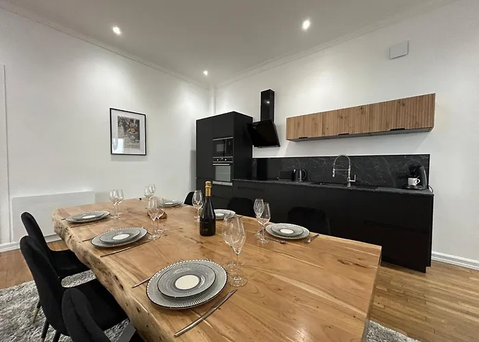 3 Lenoir Grand T3 Luxueux Au Centre-ville 4 Pers * Reims